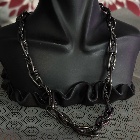 Black chain necklace with a touch of gothic flair #gothicjewels - Picture 2 of 7